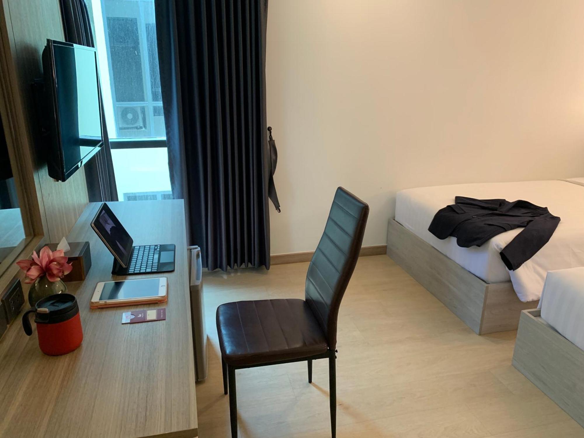 Thana Wisut Hotel بانكوك المظهر الخارجي الصورة